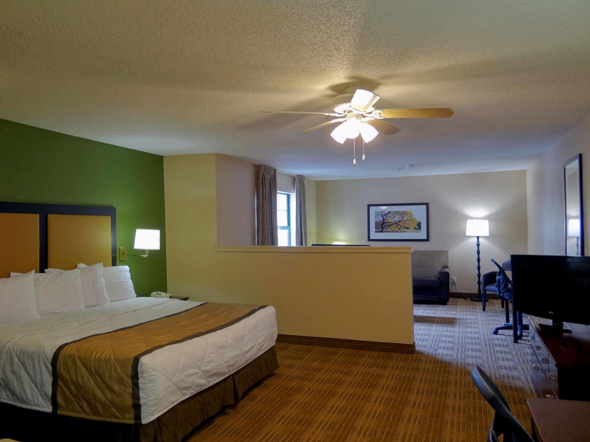 Extended Stay America Suites - Raleigh - Cary - Regency Parkway North Zewnętrze zdjęcie