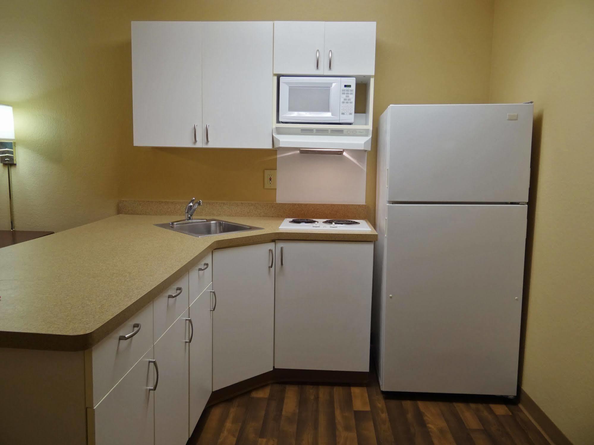 Extended Stay America Suites - Raleigh - Cary - Regency Parkway North Zewnętrze zdjęcie